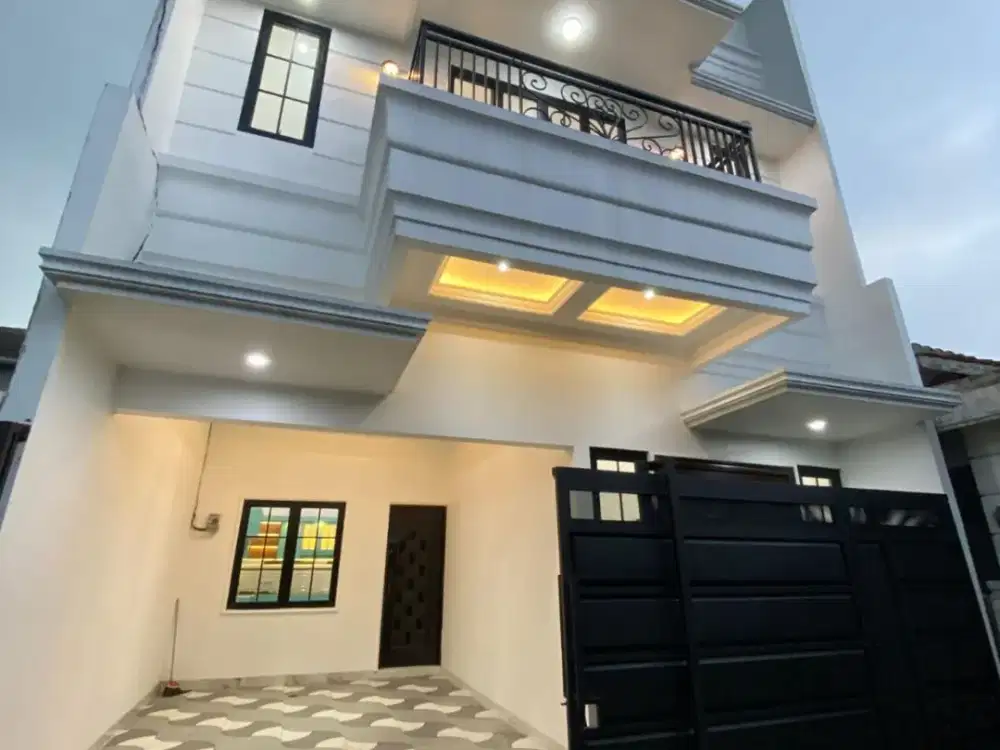 BRANDNEW MODERN HOUSE 2,5 LANTAI + FULL ROOFTOP STRATEGIS DI JAGAKARSA JAKSEL DEKAT AKSES TOL