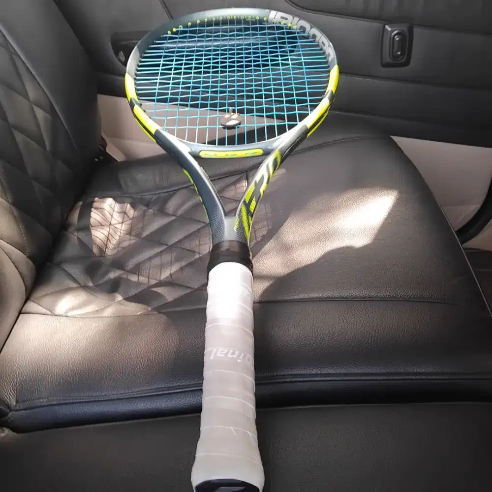 Raket tenis babolat pure aero 2026 japan