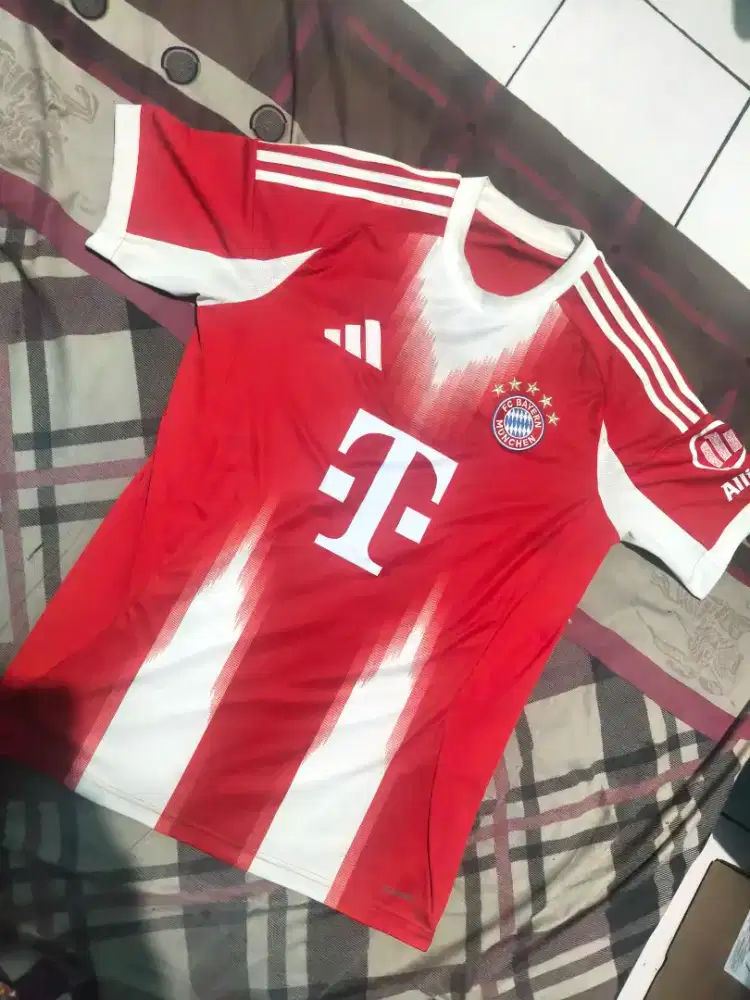 Original Jersey Bayern home 2025/2026