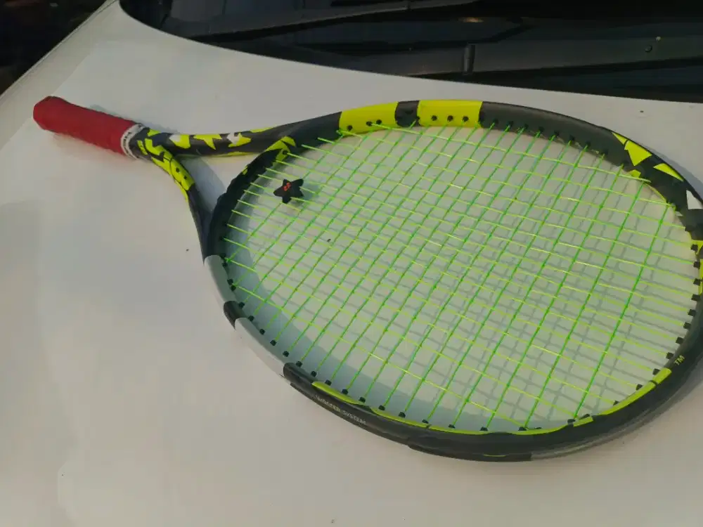 Raket tenis babolat boost aero