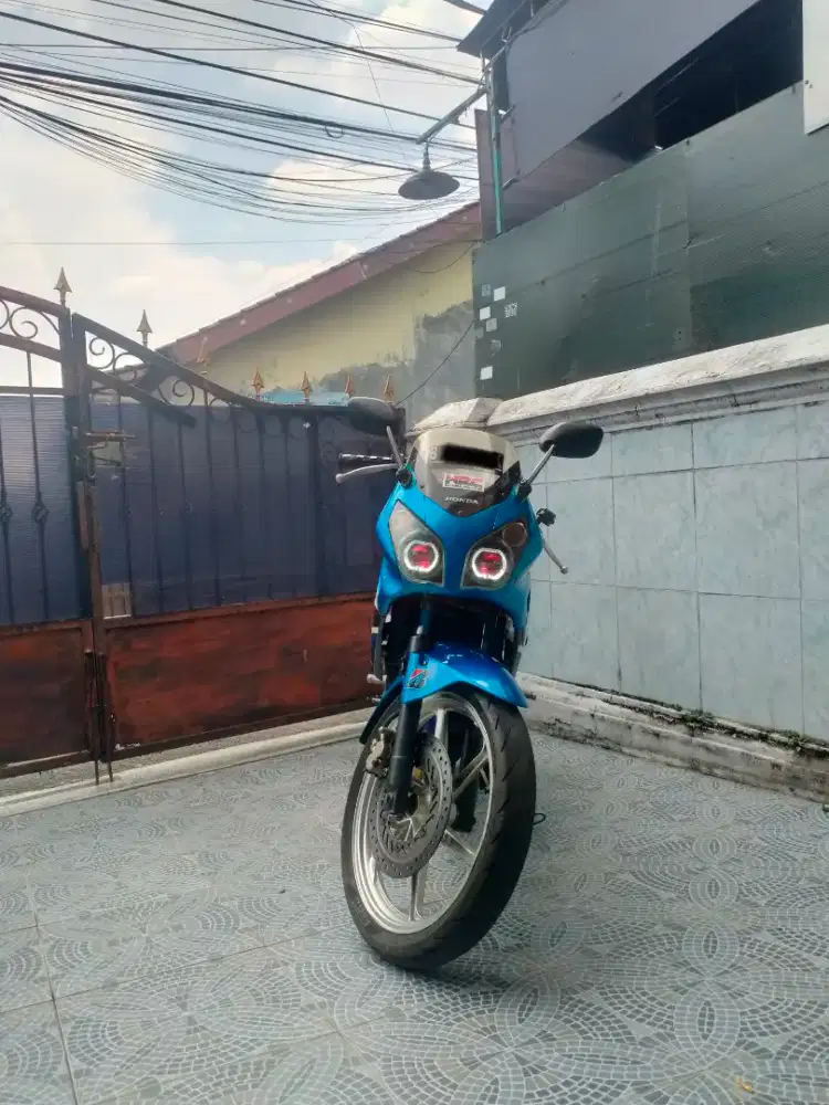 cbr 150 old 2007