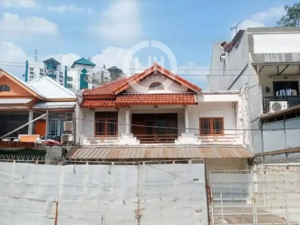 Rumah di Arteri Kelapa Gading Jakarta Utara Lokasi Strategis