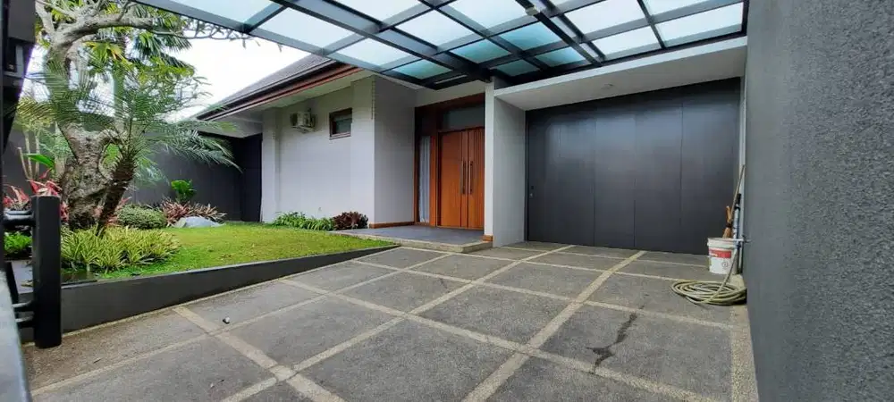 Dijual Rumah Lux, Swimming Pool, Furnished Sayap Ciumbuleuit Bandung