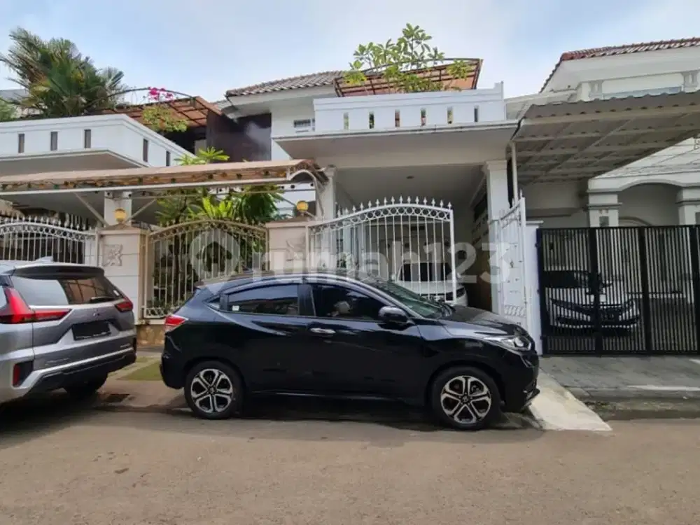 RUMAH 2 LANTAI PUSPITALOKA BSD MURAH DAN SIAP HUNI