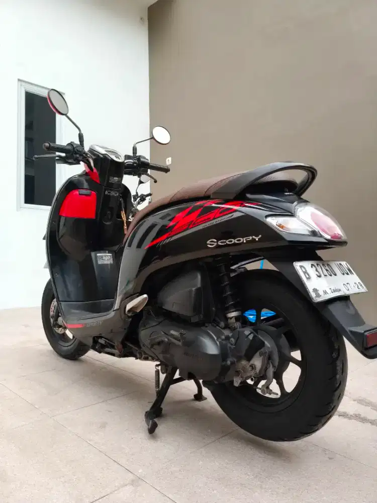 Honda Scoopy 110 thn 2018 lengkap B DKI