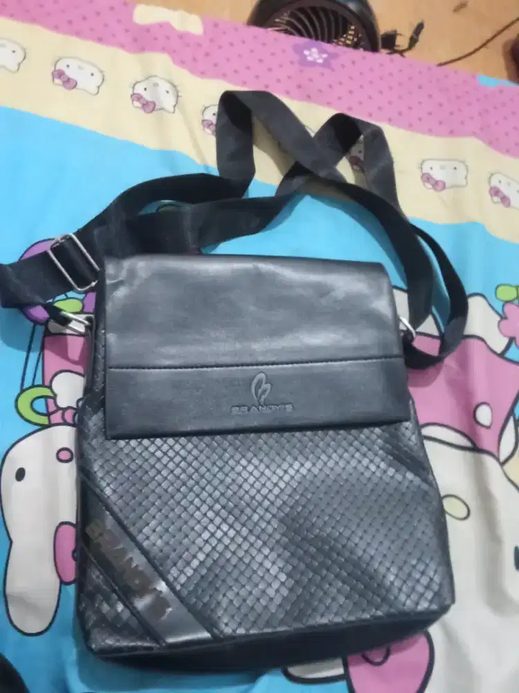 Tas slempang kulit import