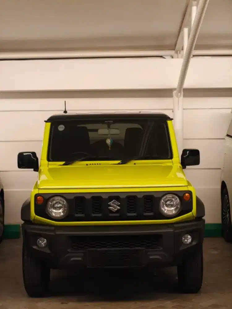 SUZUKI JIMNY 3 DOOR
THN 2022
4X4
Transmisi AT kuning great condition