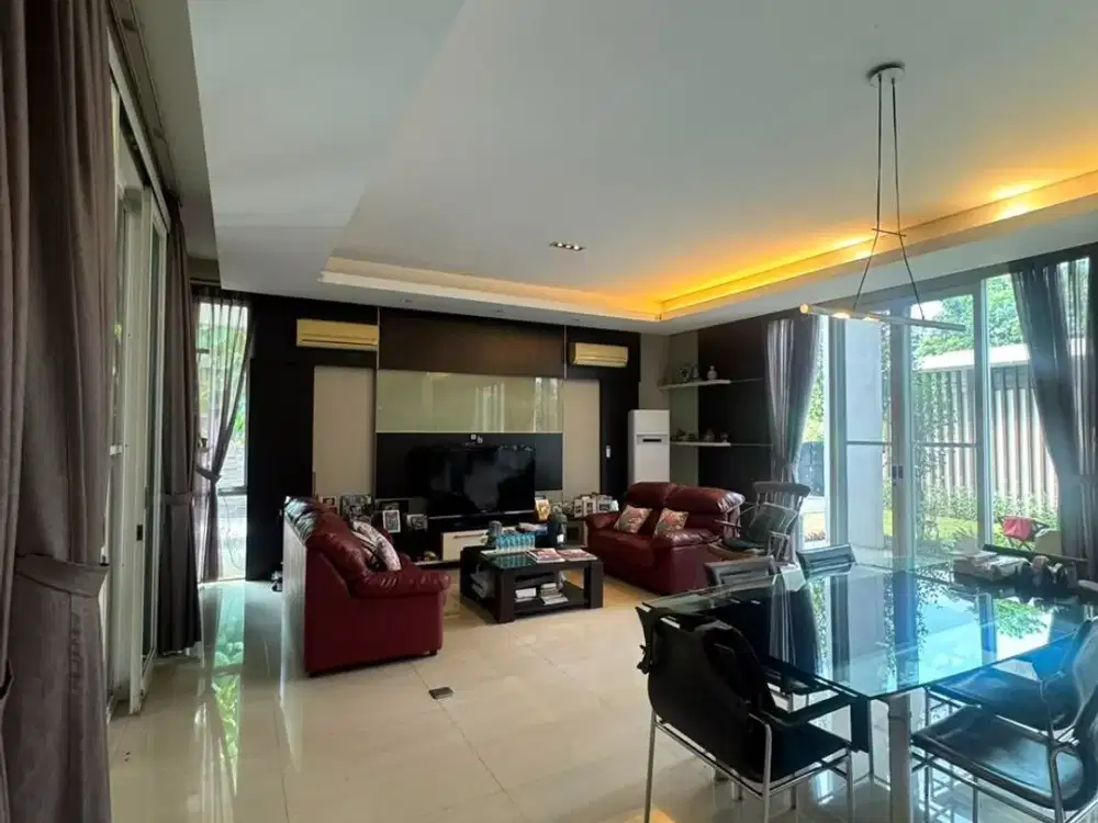 Dijual Rumah Mewah Nuansa Villa Cluster Sapphire Pondok Hijau Golf Gading Serpong