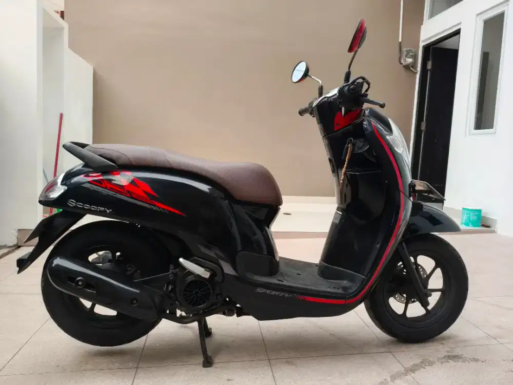Honda Scoopy 110 thn 2018 lengkap B DKI