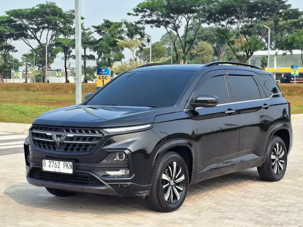 Wuling Almaz exlusip At tahun 2019