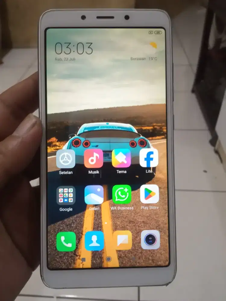 Xiaomi redmi 6a 4G 2/16 layar 5.5 inchi normal
