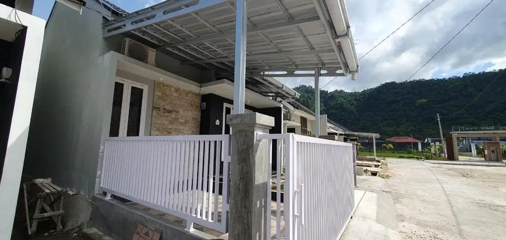 DIJUAL RUMAH DENGAN VIEW SAWAH