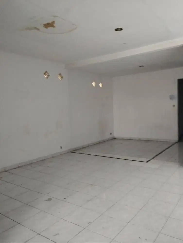 Disewakan Rumah 1 Lantai Di Sayap Cihampelas Bandung