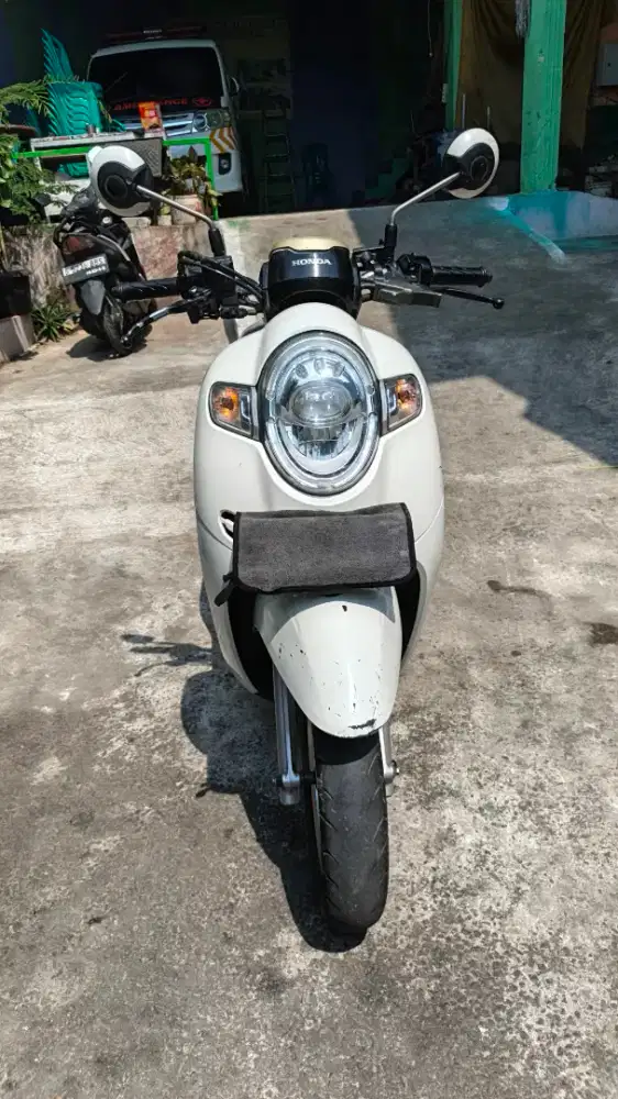 HONDA SCOOPY FI SPORTY TAHUN 2018