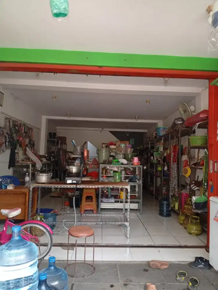 Di jual Rumah Model Ruko