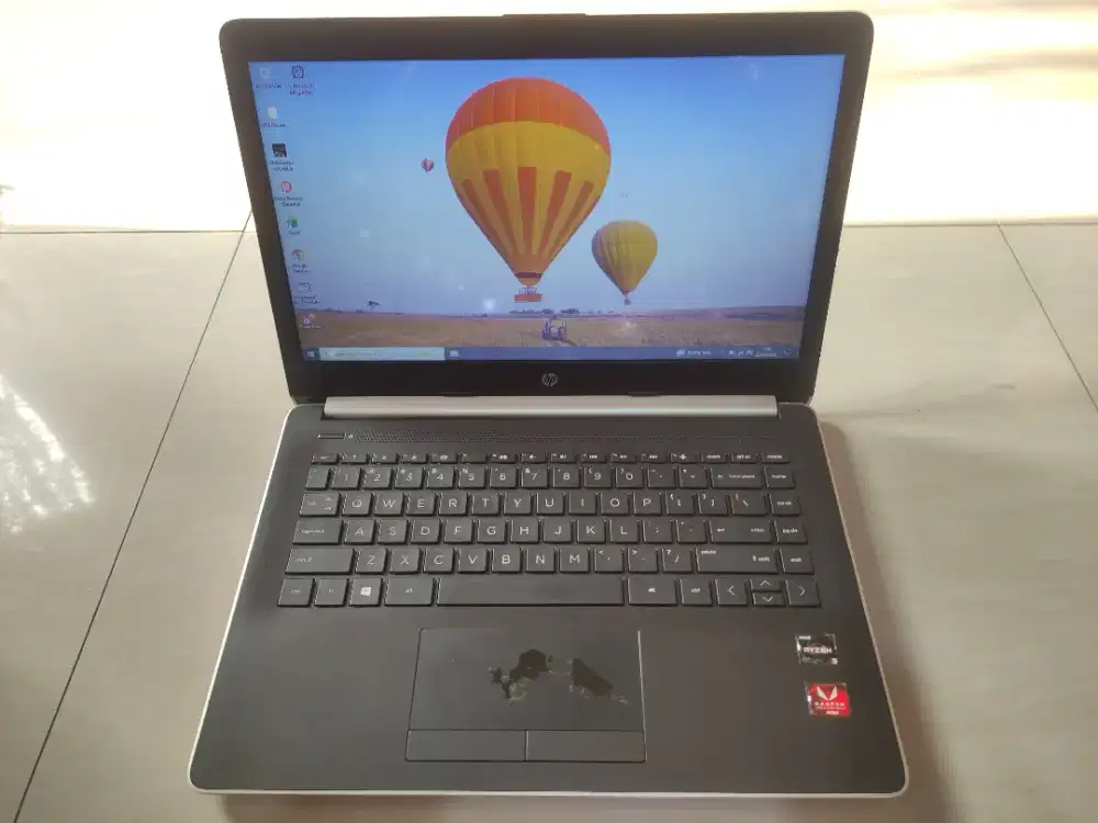 HP 14 AMD ryzen 3 2200u
ram8gb
ssd128gb 14inch murah aja