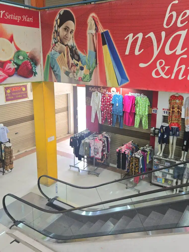JUAL CEPAT! Kios Pasar Segar Taman Kopo Indah 2 Posisi Hook Strategis