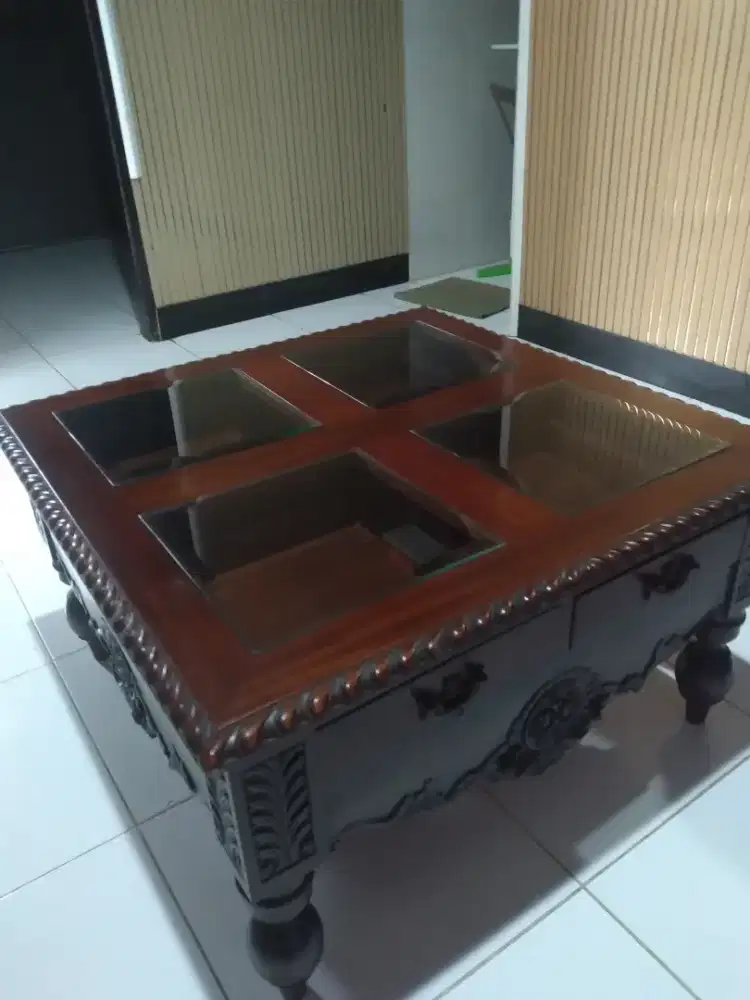 Meja tamu clasic