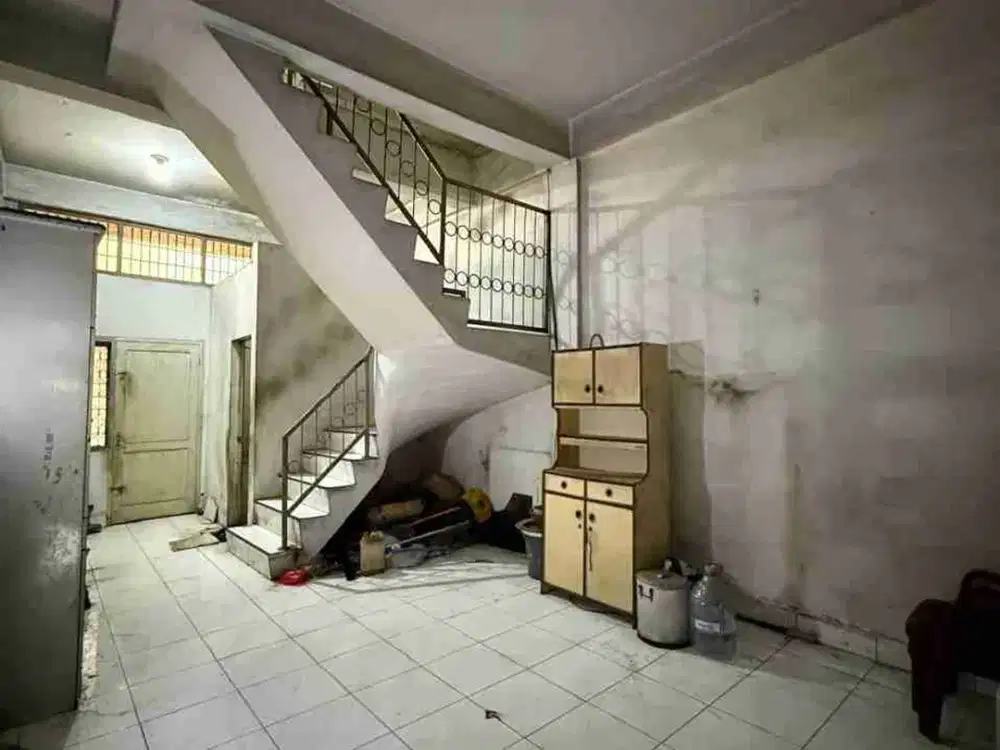 Dijual Ruko Super Inti Kota Medan di Jalan S. Parman
Cocok Banget Untuk Usaha!!!
