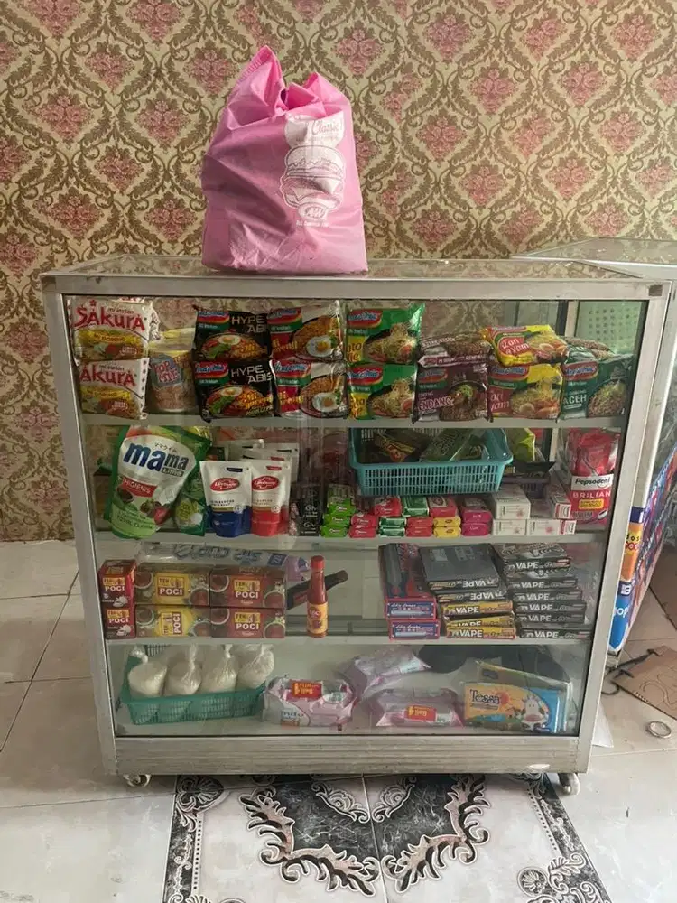 ETALASE WARUNG ETALASE JUALAN