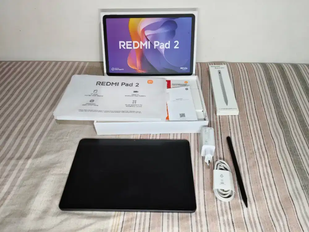 Redmi Pad 2 4/128gb Graphite Gray fullset + box + pen universal black