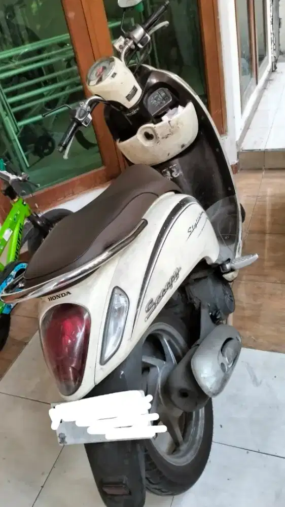 HONDA SCOOPY 2016