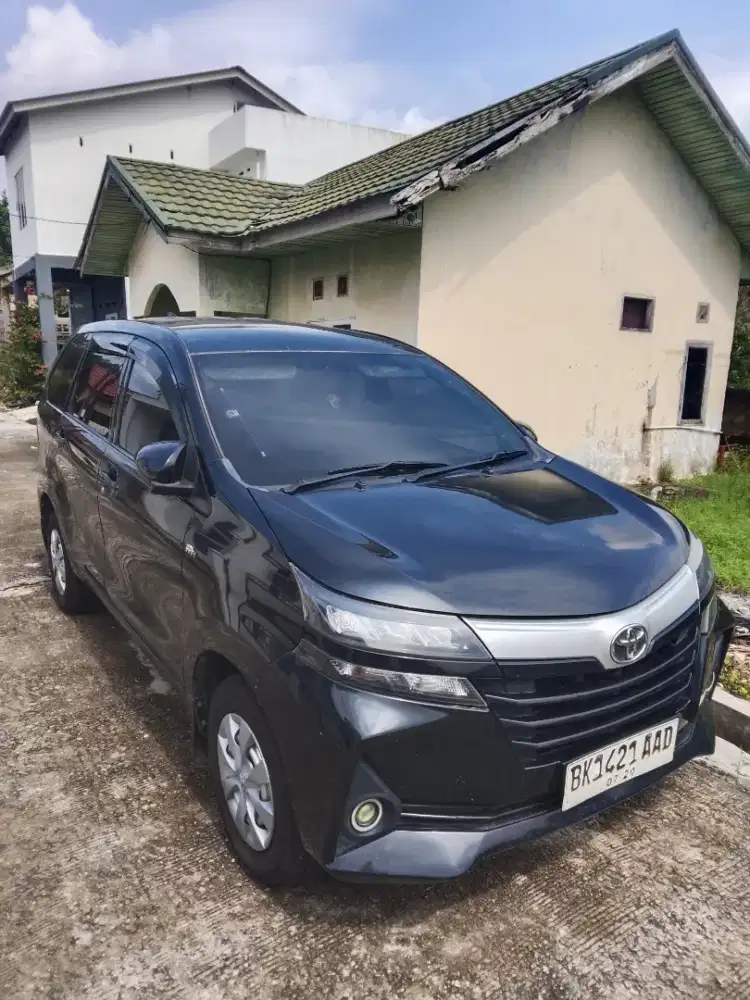 Toyota avanza manual