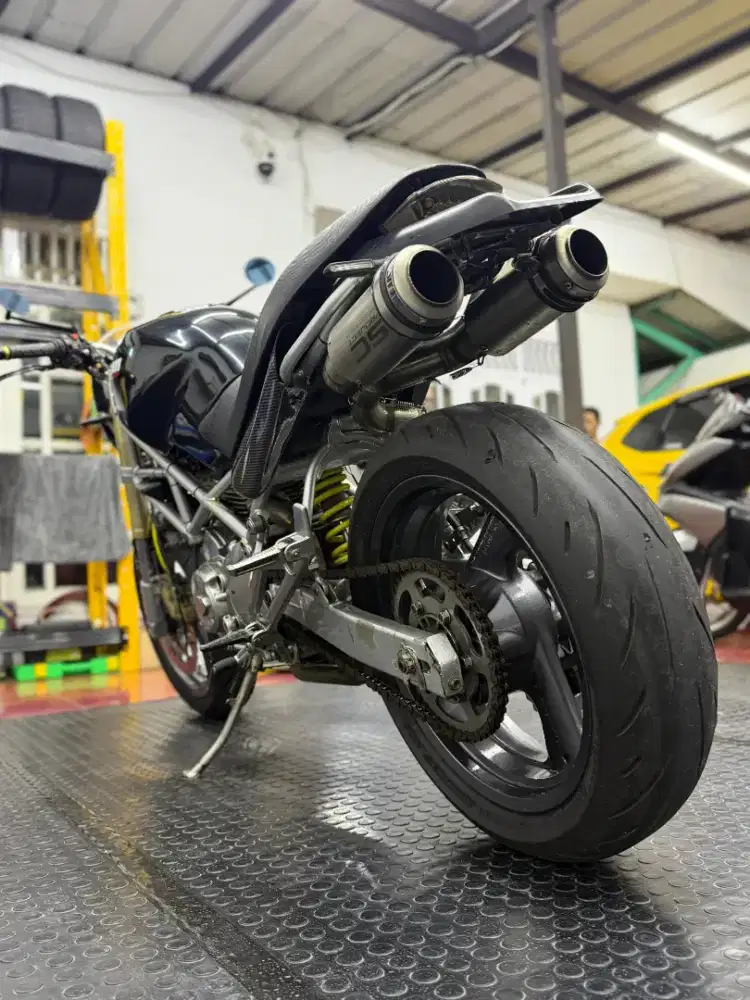 Ducati monster m400 ducmon