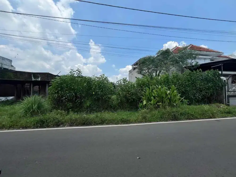 Tanah Poros Jalan Golf Tasikmadu Cocok dibangun Kos/ Hunian