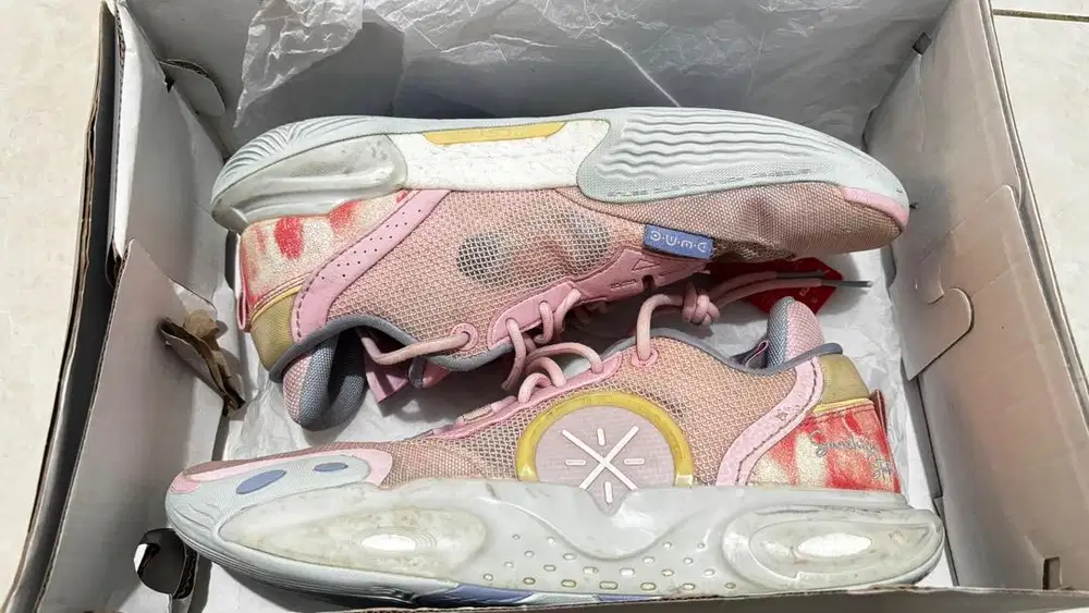 Sepatu basket kondisi ok