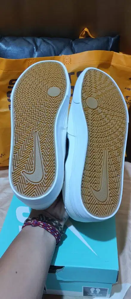 sepatu nike casual new