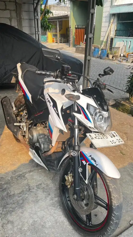 Vixion 2015 mesin halus pemakaian terawat  surat2 pengkap pajak panjan