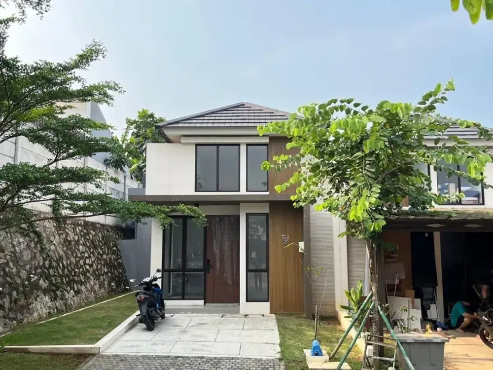 Rumah 2 Lantai SHM 13 Menit ke AEON Mall BSD City Siap Huni J-53045
