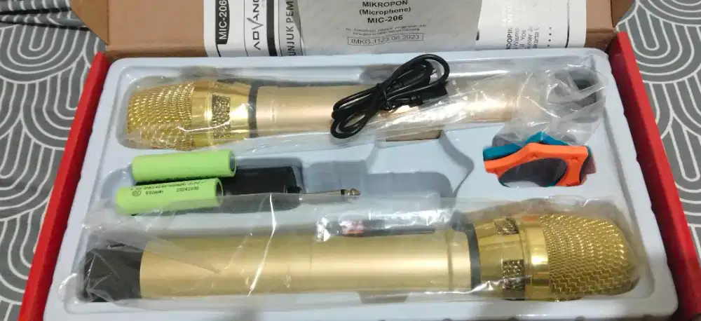 Wireless microphone