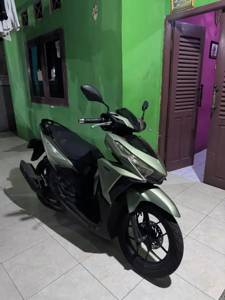 Vario led old basic 150 tahun 2015