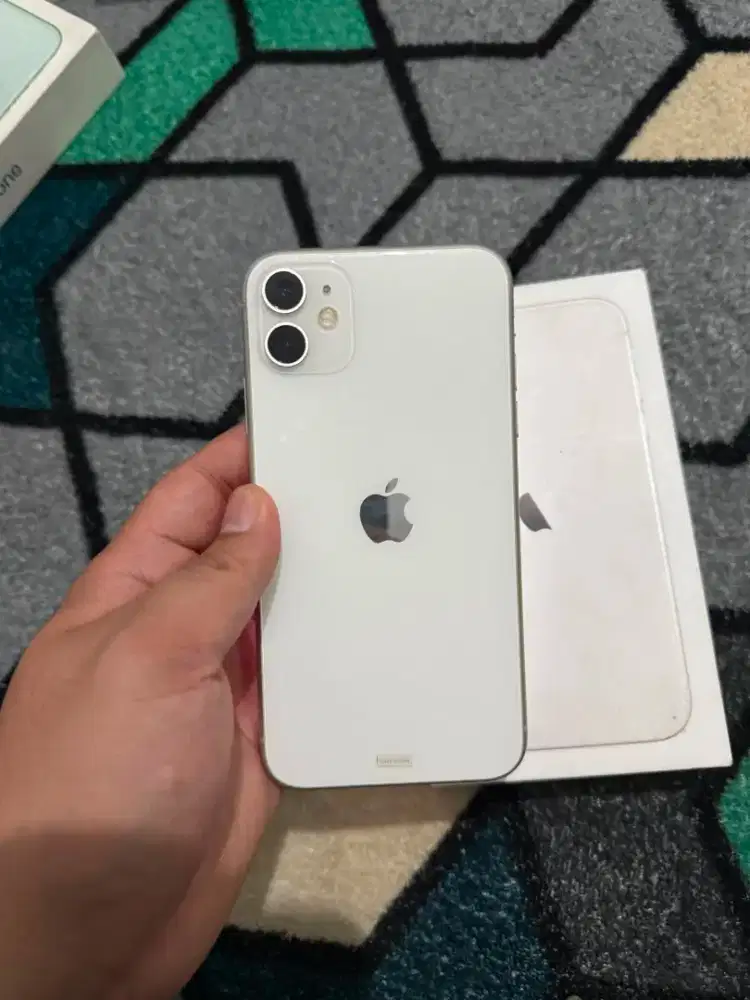 iPhone 11 64gb iBox white
