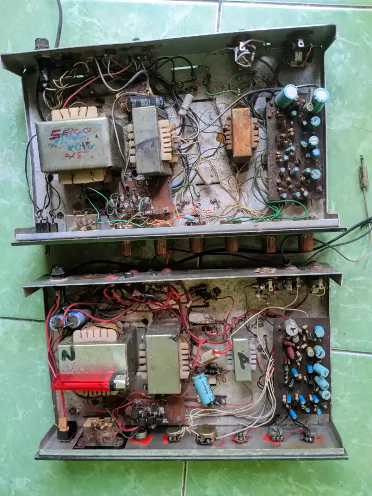 Ampli Casio jadul solid state