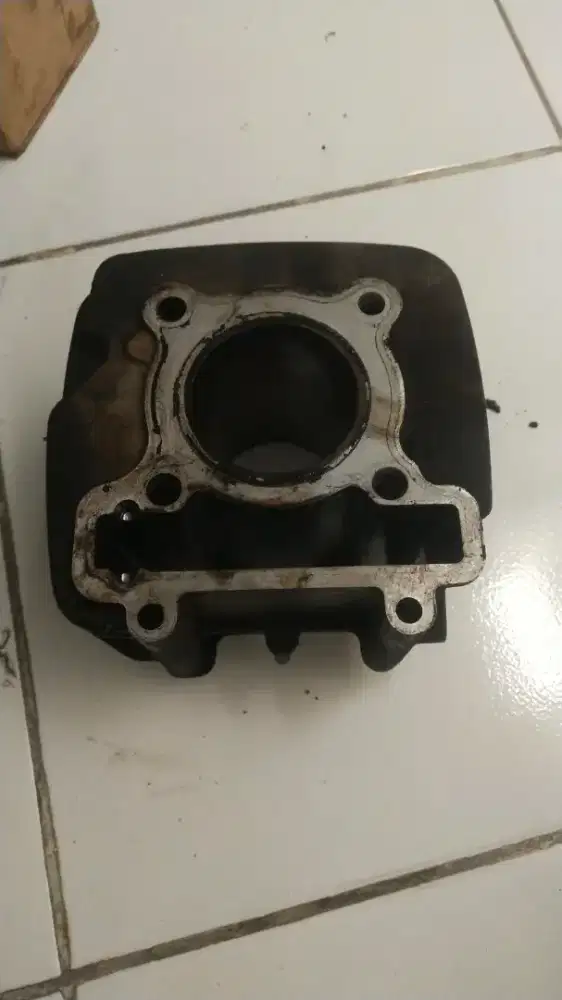 JUAL spareparts bekas Motor Yamaha New Vega ZR