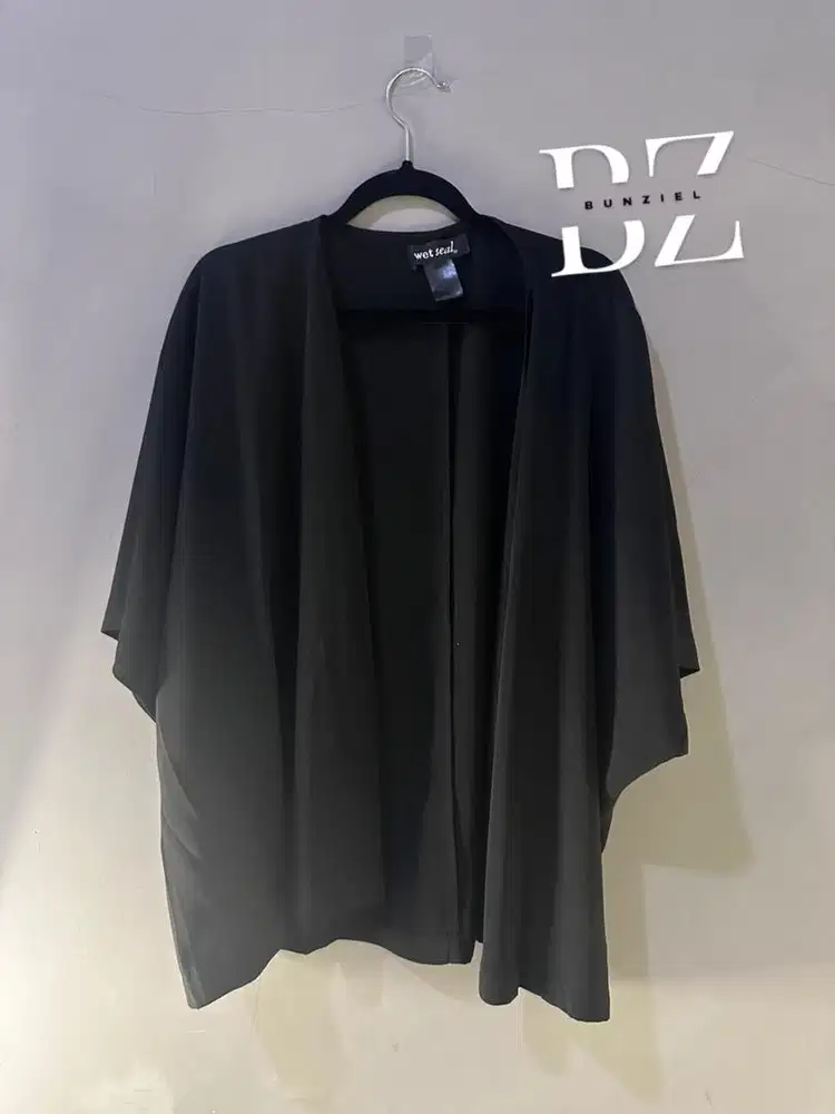 Pakaian Wanita Outer