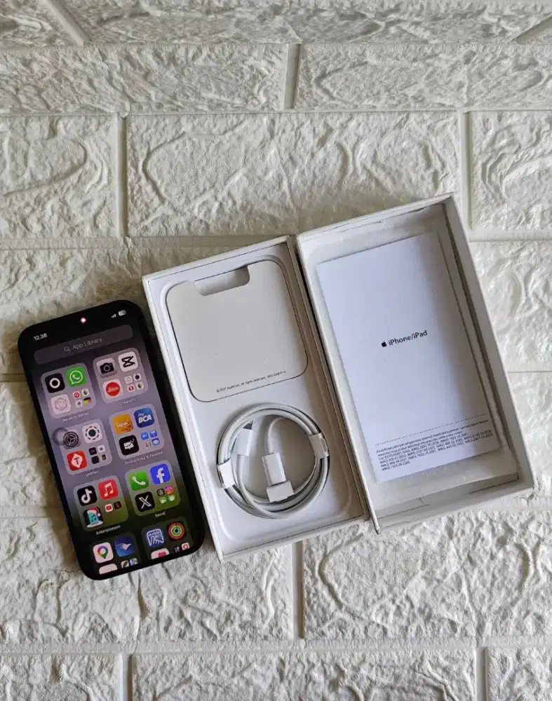 iPhone 13 resmi ibox fulset garansi on bh 100