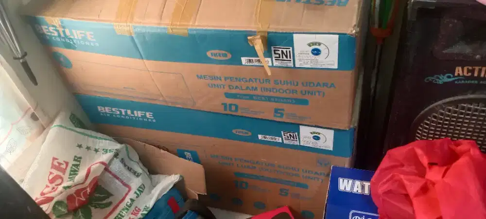 Jual 1 unit AC masih tersegel.