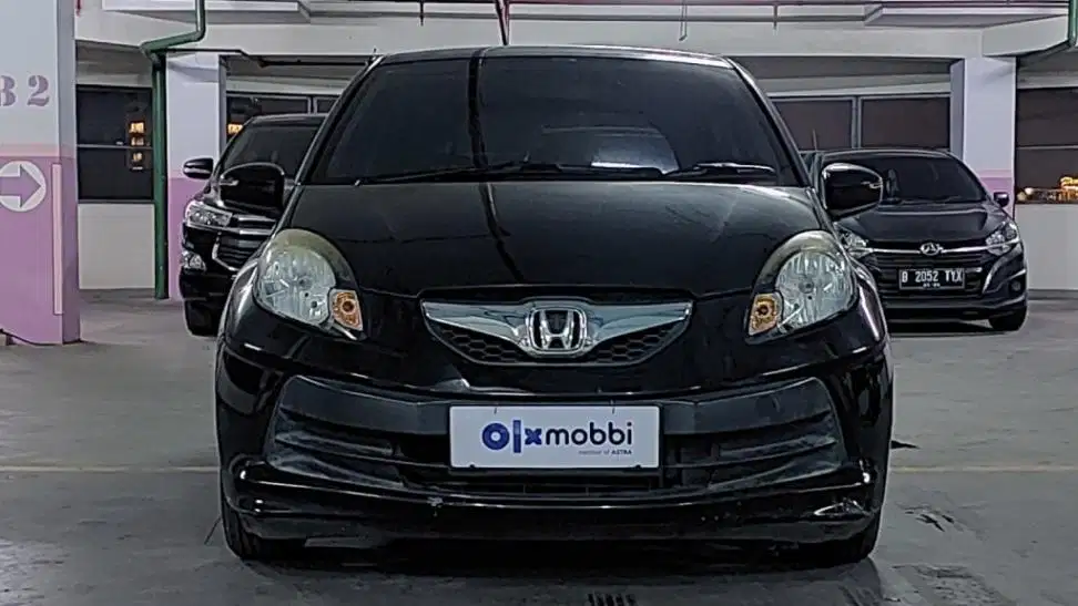 TDP 6, JT Honda Brio Satya 1.2 E Bensin-AT Hitam 2016