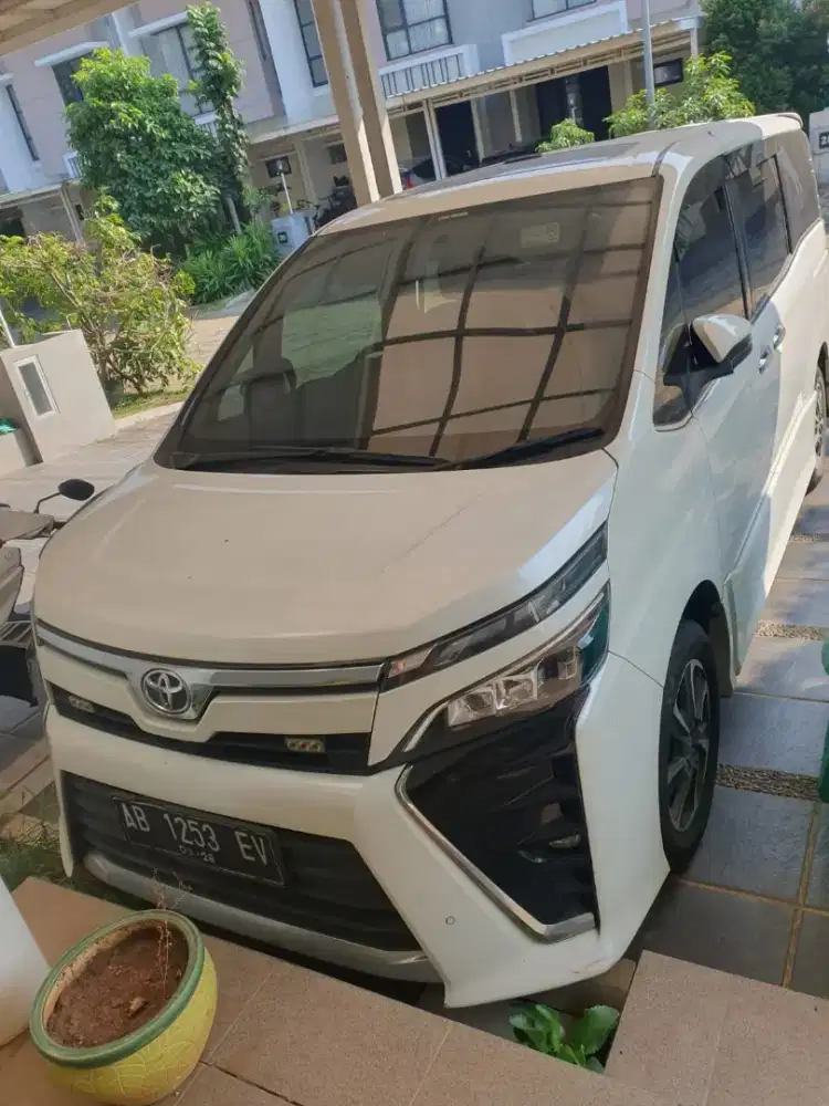 Voxy 2021 CBU Japan