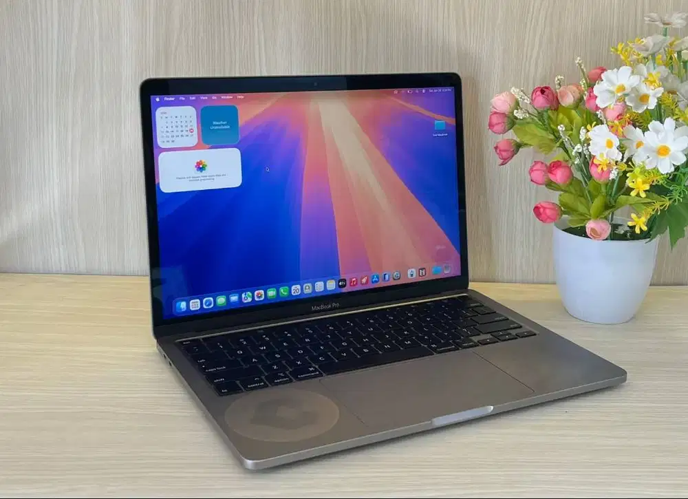 MacBook Pro 2020 A2251 13inci Intel Core I7 Ram 32GB SSD 1TB TouchBar