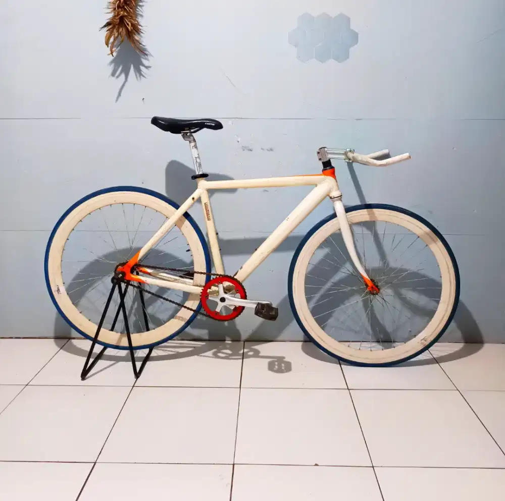 Sepeda Fixie United Evolution