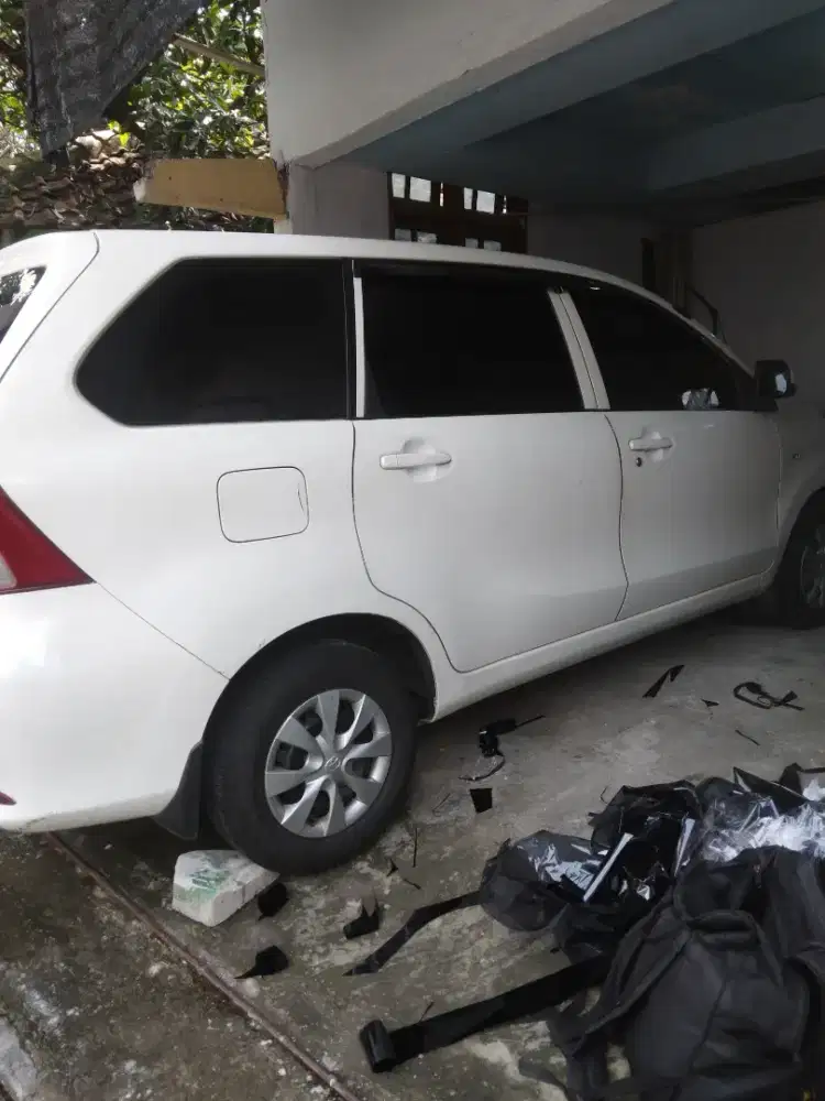 Specialist kaca film mobil & gedung srby