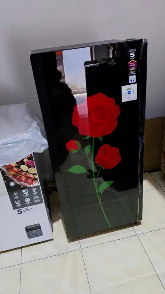 Kulkas polytron 1pintu bagus ori