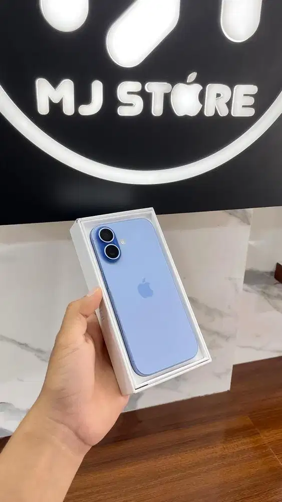 iPhone 17 256 gb ex iBox bh 98% garansi aktif sampai Januari 2027