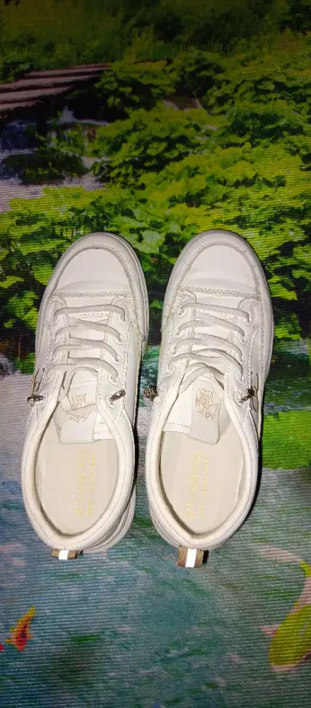 Sepatu OR import bekas wanita size 40kecil insole 25cm dijual cm 150rb