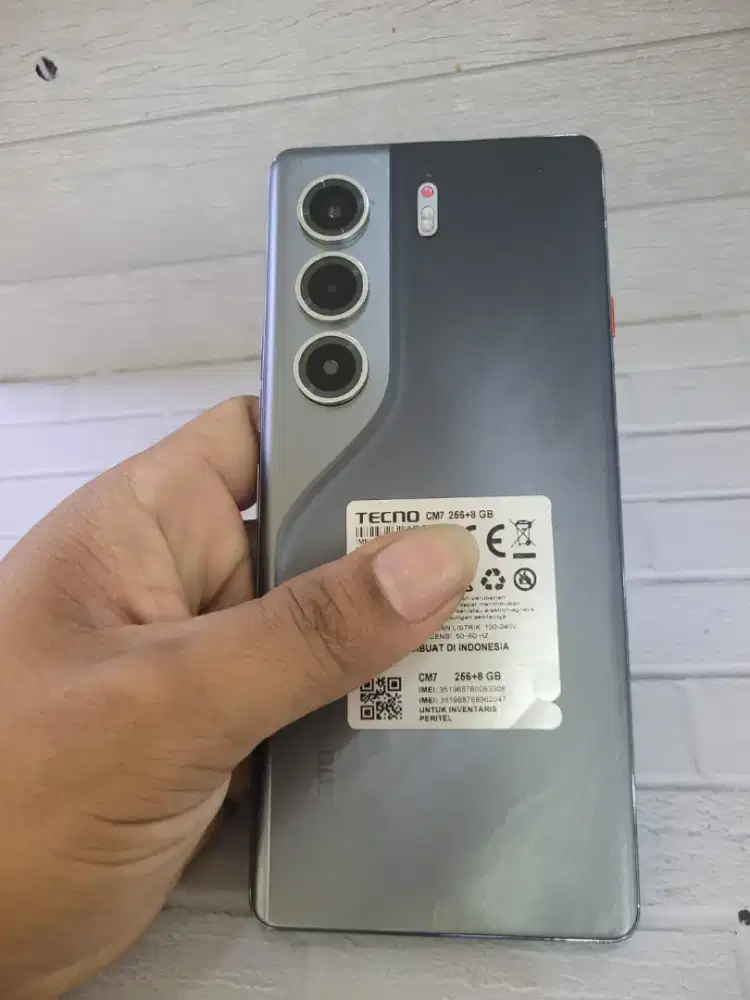 Tecno camon 40 pro 8/256